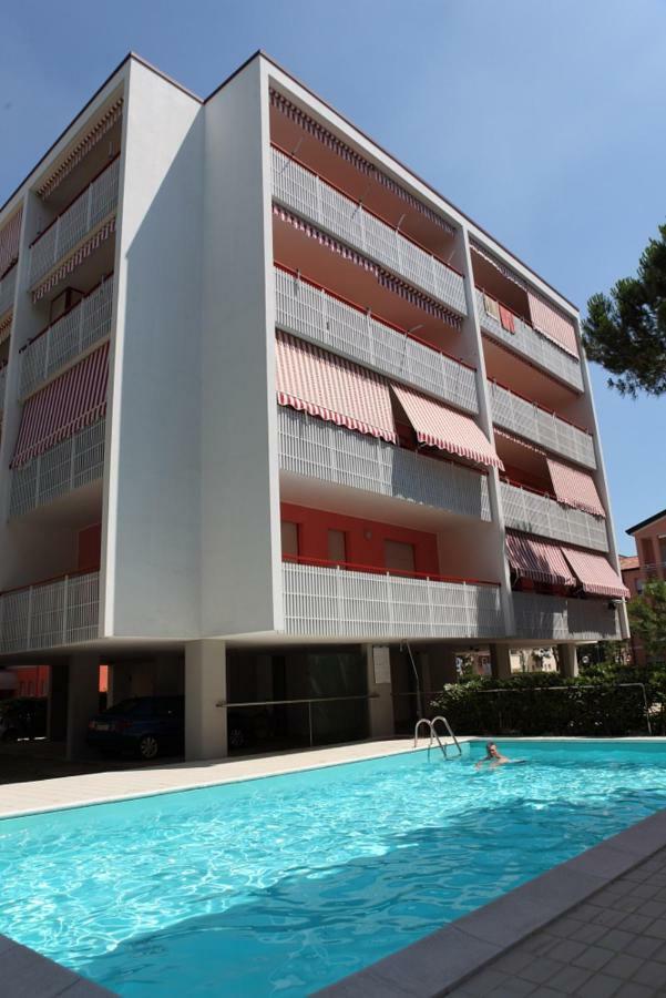 Gabbiano - Appartamenti Bibione Exteriör bild