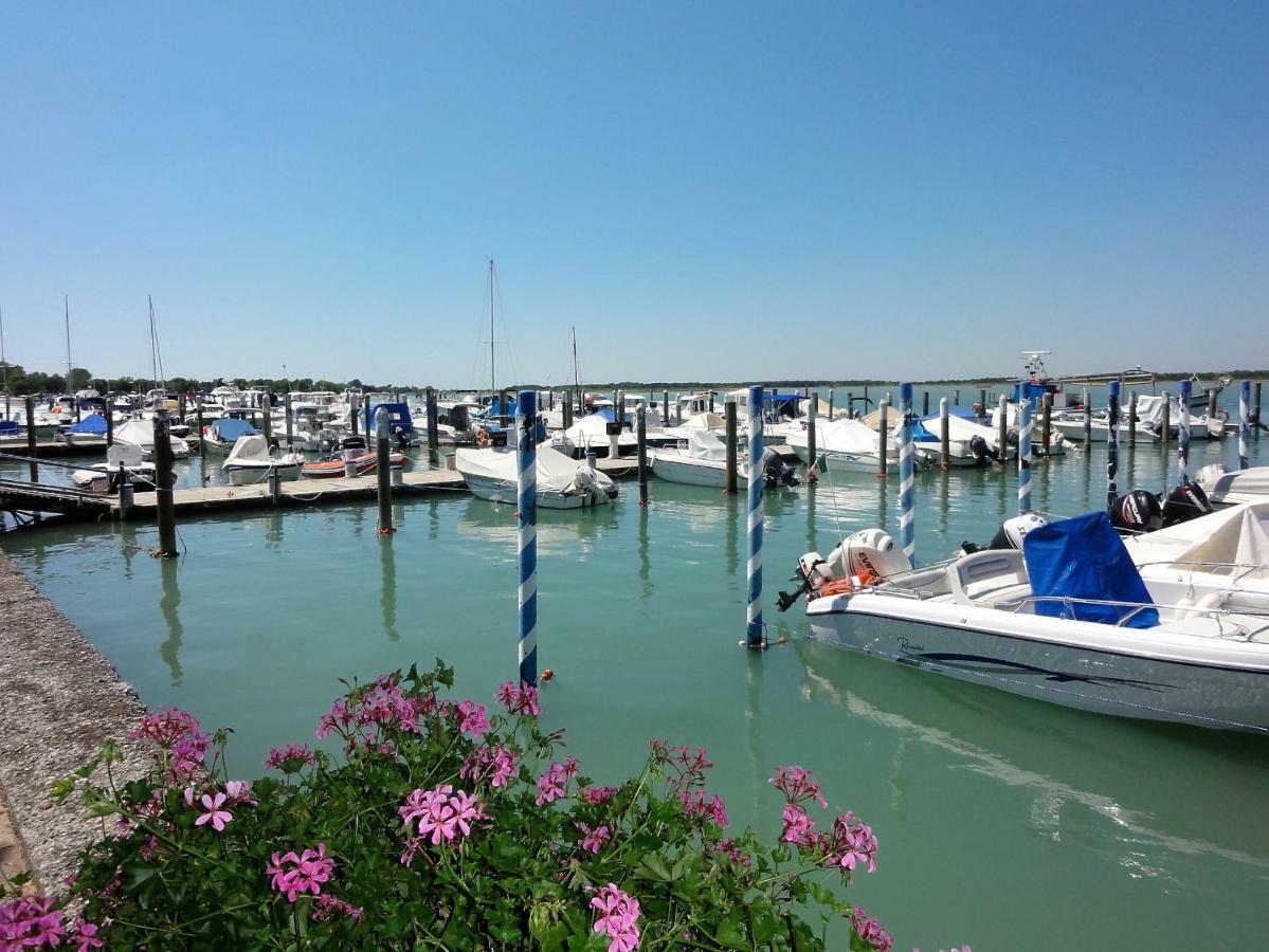 Gabbiano - Appartamenti Bibione Exteriör bild